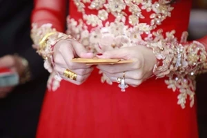 Tranh cãi bất phân thắng bại vụ ‘Vàng của ai?’