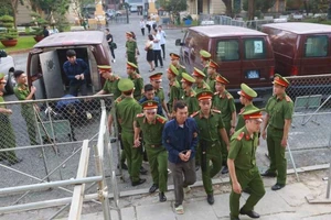 Vụ Trầm Bê:Tòa nhắc LS hợp tác để có phiên tòa văn minh