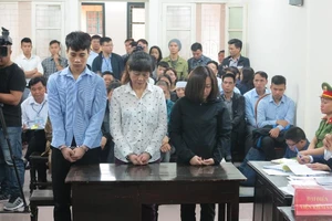 Đang xử vụ 'cháy quán karaoke làm 13 người tử vong'