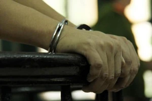 Bị cáo mang thai nhưng giấu không cho tòa biết