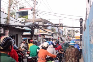 Rối loạn vì đèn tín hiệu giao thông 'đứng hình'