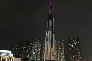Hàng ngàn người tham gia khai trương Vincom Center Landmark 81
