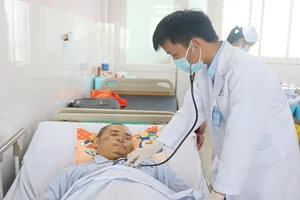 Cứu sống bệnh nhân bị chấn thương sọ não, vỡ gan cấp độ 4