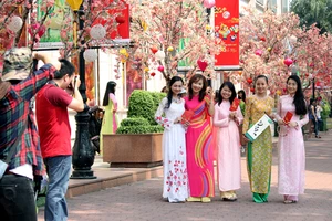 Tết này gửi xe ở đâu để không bị chặt chém?