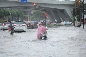 Chú ý sắp có mưa đá và gió mạnh ở Nam Bộ