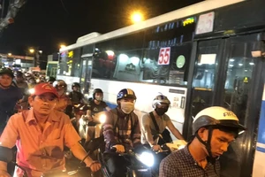Ám ảnh với hai nút thắt gây kẹt xe ở phía Đông TP.HCM