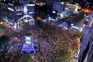 Sở GTVT chỉ đường vào trung tâm TP.HCM xem VN - Thái Lan 