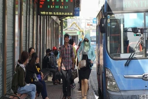 Bắt buộc phải có bãi giữ xe cho người đi xe buýt