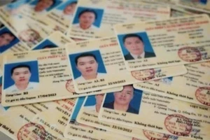 Đổi giấy phép lái xe vì lo hết giá trị sử dụng?