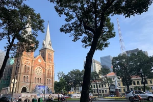 TP.HCM: Không phân biệt đối xử với khách du lịch nước ngoài