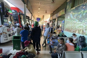 Hành khách không khai báo y tế sẽ không được xuất bến