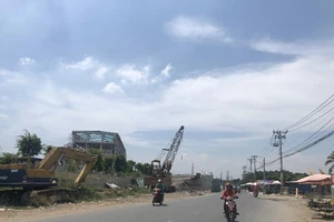 Một dự án cầu ở quận 9 'bất động' suốt hai năm