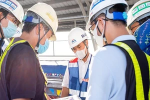 Metro số 1: Nhanh chóng hoàn chỉnh hồ sơ thiết kế cầu bộ hành