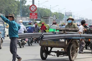 Sở GTVT TP.HCM đề xuất cấm xe 3 bánh vào trung tâm