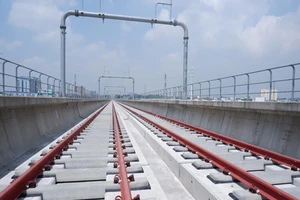 Tư vấn chung tuyến metro số 1 ‘dọa’ ngưng cung cấp dịch vụ