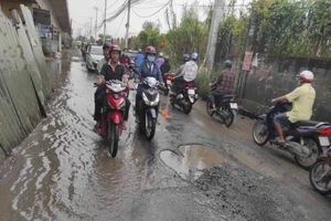 Sở GTVT TP.HCM nhắc nhở hai dự án lớn ở phía đông TP