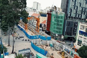 Thi công tái lập ga Nhà hát TP.HCM thuộc metro số 1