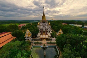 Ghé thăm ngôi chùa độc đáo ở quận 9