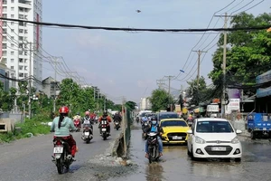 Khắc phục ngay các bất cập trên đường Lương Định Của 