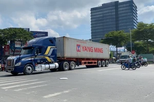 Điều chỉnh giao thông đường Nguyễn Văn Linh và Nguyễn Hữu Thọ