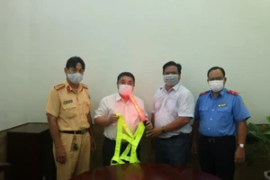 Doanh nghiệp, Sở GTVT TP.HCM chung tay chống dịch COVID-19