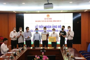 Sun Group góp thêm 320 tỉ đồng vào Quỹ vaccine