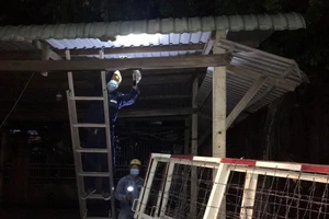 Điện lực TP.HCM: Nỗ lực hoàn thành cấp điện các chốt kiểm soát phòng dịch