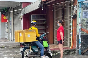 Hôm nay shipper ở TP.HCM được hoạt động liên quận