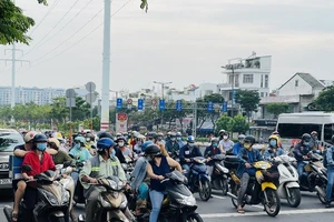 Lý do hàng loạt đơn đề nghị cấp giấy đi đường về TP.HCM bị trả lại