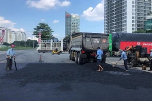 Chủ đầu tư nói về việc đường Nguyễn Văn Linh liên tục xuống cấp