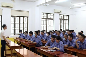 Gần 400 nhân viên vận hành metro 1 được ký kết đào tạo