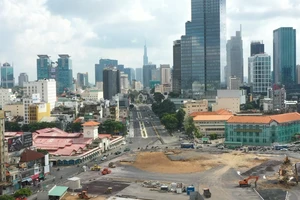 Tài xế đi ngược chiều ở quận 7, hành hung dân quân ở quận Gò Vấp bị điểm tên