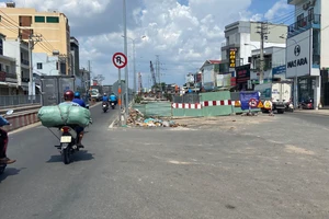 TP.HCM sắp thông xe nhánh cầu Bưng còn lại