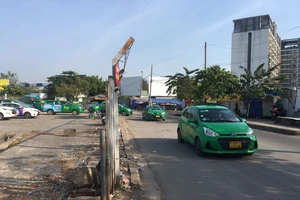 Bãi đệm xe taxi ở sân bay Tân Sơn Nhất đã hoạt động