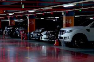 TP.HCM xin hướng dẫn xây dựng nhà đậu xe lắp ghép cao tầng