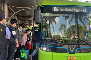 Tuyến xe buýt điện đầu tiên của TP.HCM thay đổi lộ trình