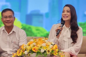 Cát-sê cao, vì sao Trương Ngọc Ánh phải tiết kiệm điện?