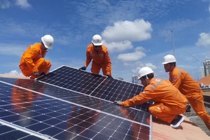 Việt Nam trước nguy cơ nhập khẩu năng lượng