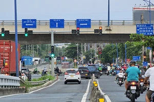 TP.HCM yêu cầu giải quyết tình trạng ùn ứ ở khu vực Cát Lái