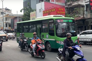 Sở GTVT TP xin thêm hơn 44 tỉ đồng trợ giá xe buýt năm 2021