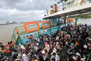 Cửa ngõ phía Đông bắt đầu đông đúc người dân quay lại TP.HCM