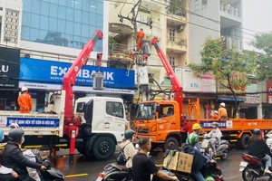 Điện lực Phú Thọ TP.HCM thông tin về trụ điện bị nghiêng