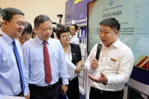 EVNHCMC giới thiệu thành tựu chuyển đổi số tại Triển lãm TECH4LIFE