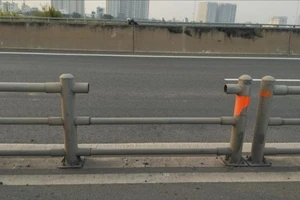 Đường dẫn Cao tốc TP.HCM - Long Thành - Dầu Giây bị cắt trộm dải phân cách