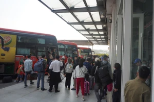 TP.HCM vào cao điểm người dân về quê đón Tết