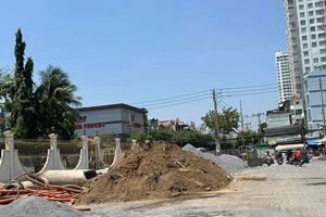 Quận 8 hoàn thành đường Tạ Quang Bửu sau 20 năm tạm dừng