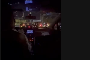 Không bấm đồng hồ, 1 tài xế taxi chở khách ở sân bay Tân Sơn Nhất bị xử phạt