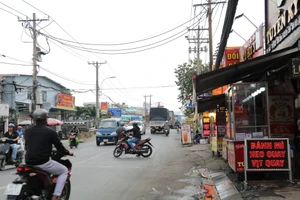 TP Thủ Đức, quận 8, Gò Vấp... đẩy nhanh thu phí lòng đường, hè phố