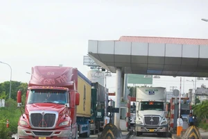 Sớm khắc phục bất cập tại trạm BOT Phú Hữu, TP Thủ Đức