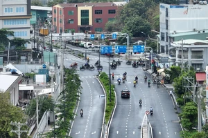 Thông xe thêm 1 gói thầu dự án Trần Quốc Hoàn - Cộng Hoà, giảm ùn ứ cho cả khu vực